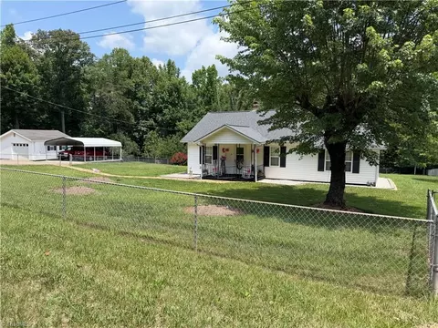 Exterior - 375 Sisk Mill Loop, Madison, NC 27025 photo 4 of 12