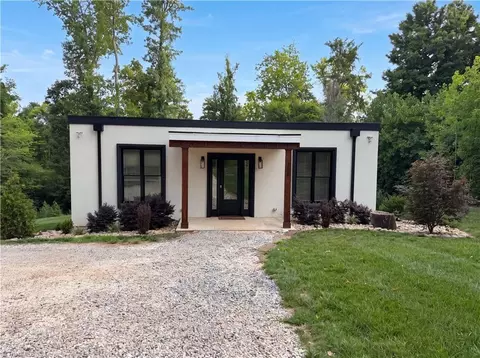 150 Ivory Ln, Lexington, NC 27292