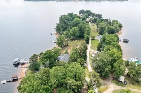 8924 Holdsclaw Rd, Terrell, NC 28682 photo 10