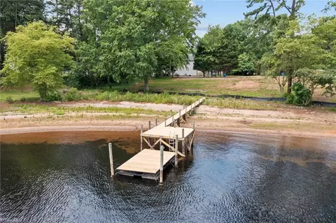8924 Holdsclaw Rd, Terrell, NC 28682 photo 2