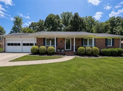 2115 Ledford Rd, Greensboro, NC 27406