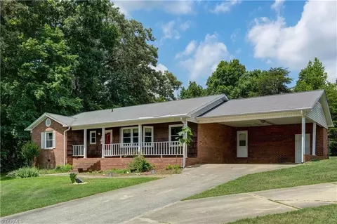 Exterior - 159 Laurell Dr, Eden, NC 27288 photo 3 of 7
