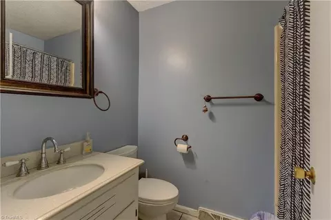 Bath - 159 Laurell Dr, Eden, NC 27288 photo 2 of 2