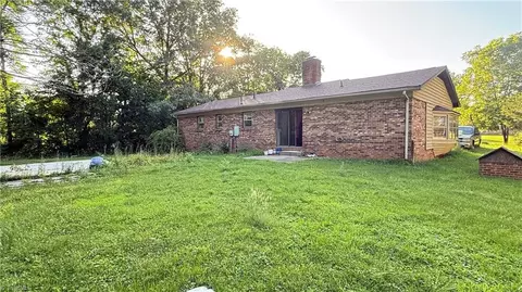 156 Michael Dr, Dobson, NC 27017 photo 5