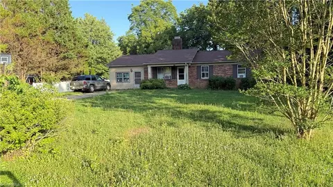 156 Michael Dr, Dobson, NC 27017 photo 2