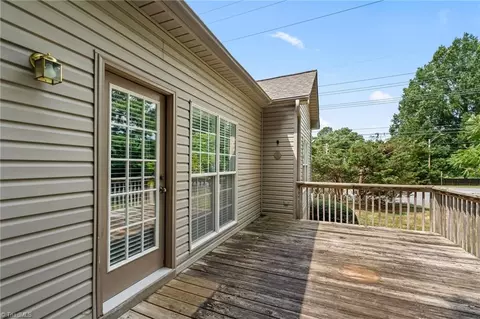 Exterior - 601 Nova Ave, High Point, NC 27265 photo 4 of 9