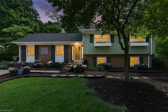 1014 Onslow Dr, Greensboro, NC 27408