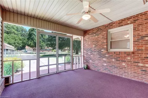 132 Circle Loop, Eden, NC 27288 photo 10