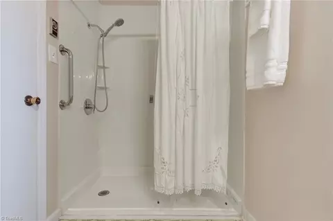 132 Circle Loop, Eden, NC 27288 photo 45