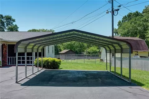 132 Circle Loop, Eden, NC 27288 photo 8