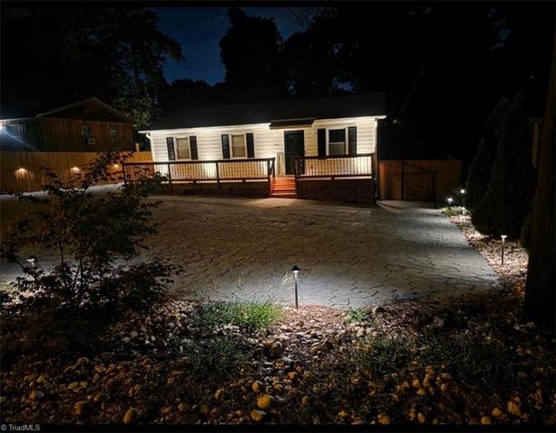 1411 Town St, Greensboro, NC 27407
