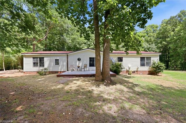 5824 Chestnut Ln, Snow Camp, NC 27349