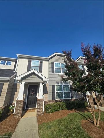 7369 Garett Park Dr, Whitsett, NC 27377