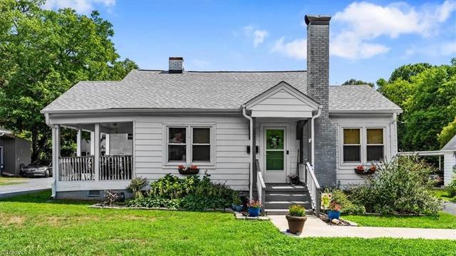 207 Liberty St, Asheboro, NC 27203