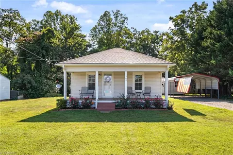 208 Carson Rd, Pilot Mountain, NC 27041 photo 42