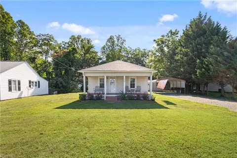 208 Carson Rd, Pilot Mountain, NC 27041 photo 41