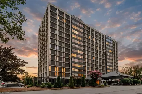 1101 Elm St N #1406 & 1408, Greensboro, NC 27401
