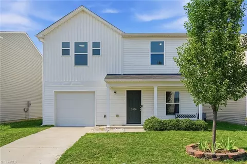3906 Bellingham Ct, Greensboro, NC 27406