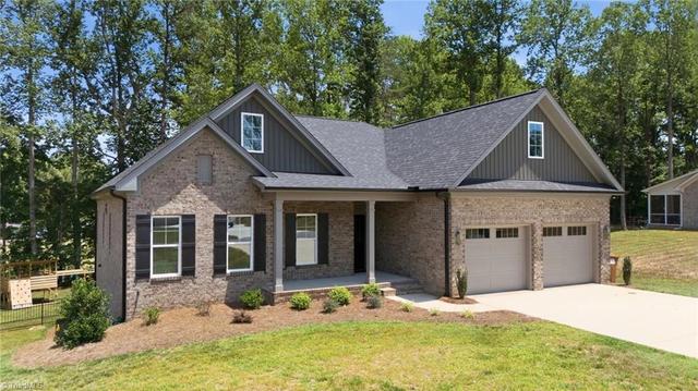 278 Vine Ridge Dr, Winston Salem, NC 27127
