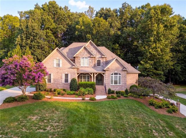 426 Chesham Dr, Kernersville, NC 27284