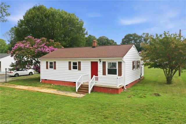 225 Circle Dr, Gibsonville, NC 27249
