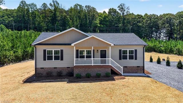 473 Browers Chapel Rd, Asheboro, NC 27205