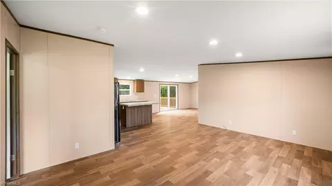 153 Mosley Loop, Madison, NC 27025 photo 9