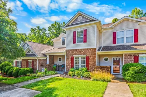 5780 Fox Ridge Ln, Winston Salem, NC 27104