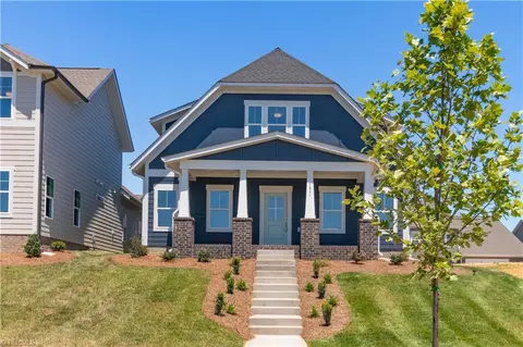 1641 Cross Village Ave, Kernersville, NC 27284
