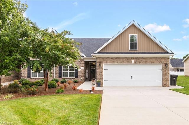 207 Birchwood Dr, Reidsville, NC 27320