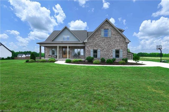 1144 Haynes Rd, Summerfield, NC 27358