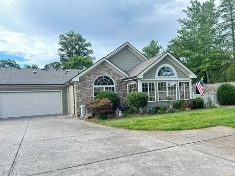 2409 Waterwheel Dr, Winston Salem, NC 27103