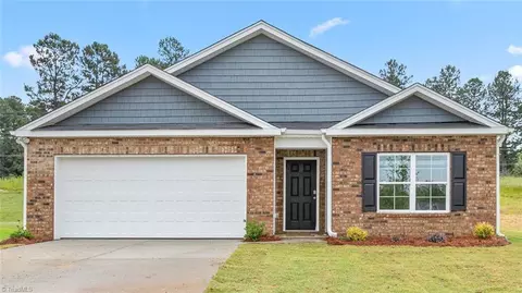 139 Demonstration Ln, Lexington, NC 27292