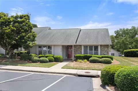 4600 Tamaron Dr, Greensboro, NC 27410