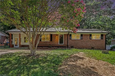 911 Harrison Crossroad Loop, Reidsville, NC 27320