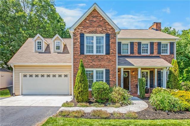 2104 Eagle Valley Ct, Kernersville, NC 27284
