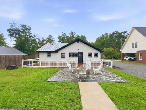 Exterior - 307 Hunsucker St, Biscoe, NC 27209 photo 6 of 10