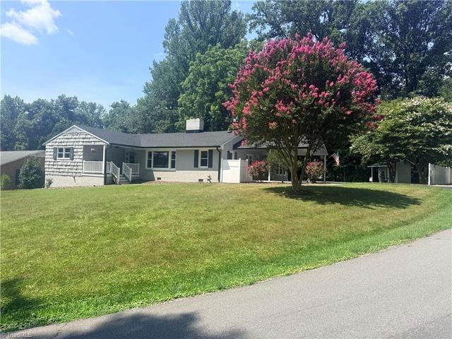 555 Shady Ln, Wilkesboro, NC 28697