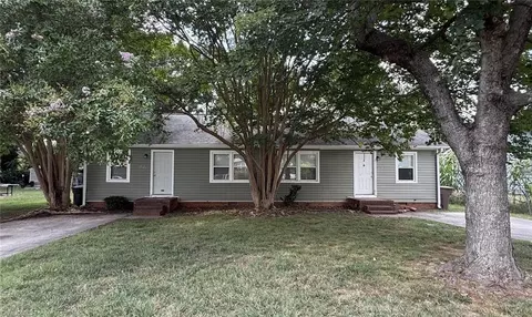 1012 Watkins St, Greensboro, NC 27407