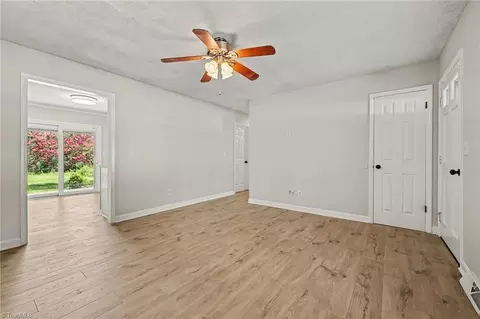 255 Pilotview Loop, Madison, NC 27025 photo 2
