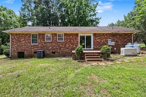 255 Pilotview Loop, Madison, NC 27025 photo 23