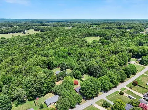 255 Pilotview Loop, Madison, NC 27025 photo 31