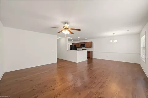Living - 6210 Queens Gate Ct, Clemmons, NC 27012 photo 3 of 5