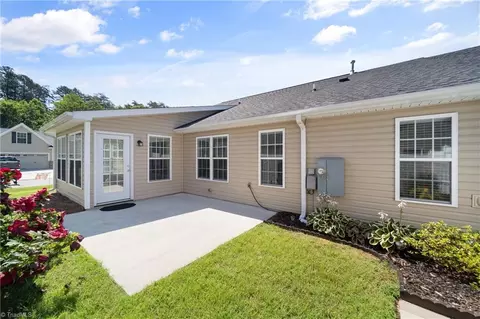 Exterior - 6210 Queens Gate Ct, Clemmons, NC 27012 photo 4 of 7
