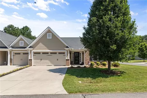 Exterior - 6210 Queens Gate Ct, Clemmons, NC 27012 photo 3 of 7