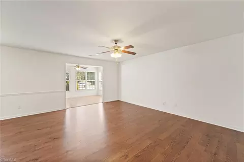 Living - 6210 Queens Gate Ct, Clemmons, NC 27012 photo 4 of 5