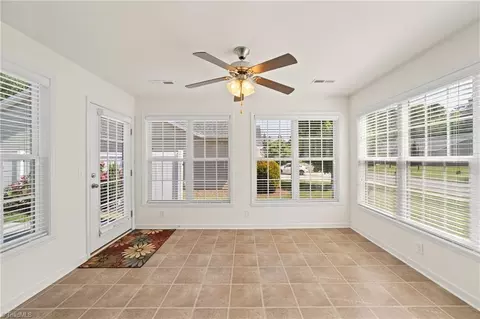 Entry Way - 6210 Queens Gate Ct, Clemmons, NC 27012 photo 4 of 9