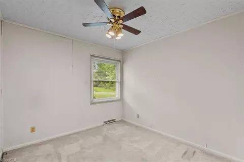 3404 Rolling Rd, High Point, NC 27265 photo 21