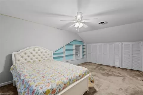 Bedroom - 809 Hillcrest Dr, High Point, NC 27262 photo 6 of 10