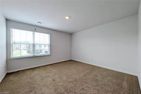 Bedroom - 6953 Quarter Horse Dr, Trinity, NC 27370 photo 4 of 9